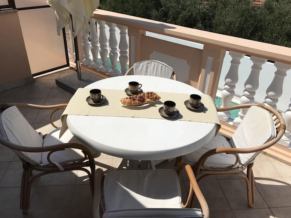 Apartments Saric Biograd Na Moru Εξωτερικό φωτογραφία